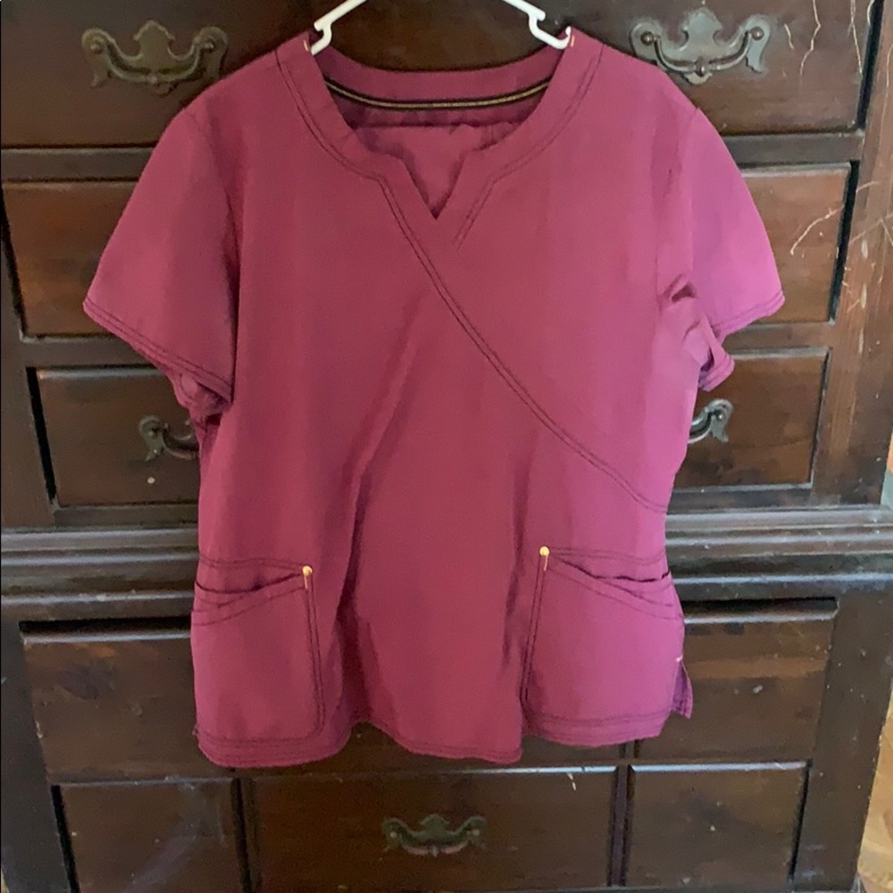 Scrub set
